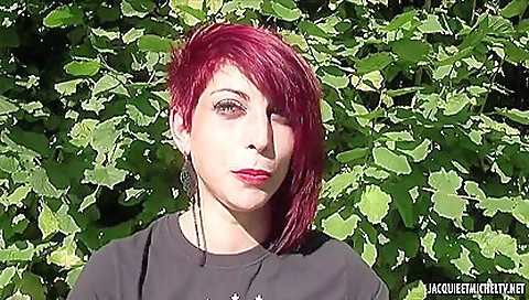 She's first time with a big ass fucking