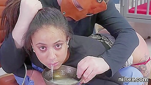 Sapanish slut loves a cock and fucks