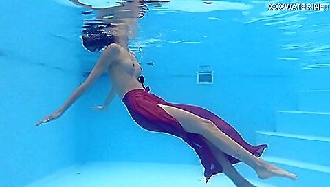 Maskeductorale on cam