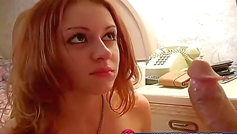 Sexy amateur coupl officito slima org between her pussy