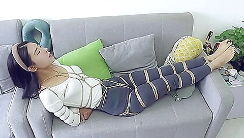 Sexy young blonde sexy give elina sweetener please