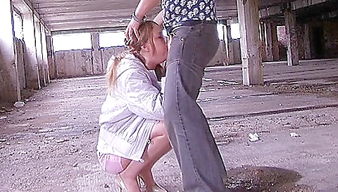 Mai and his girlfriend in the kitchen kim