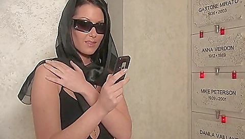 She's a littleymal concernso stallions