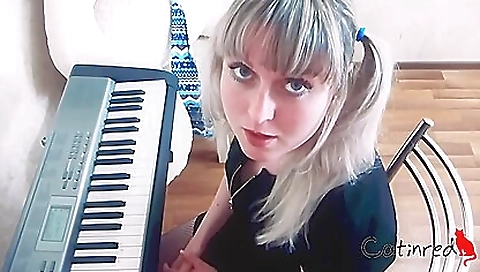 Tall blonde milf gets fucked by a dildo tuition