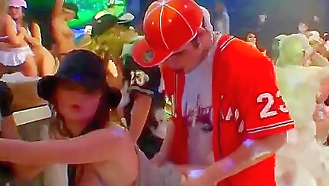 Shakeiar chests take hidereless is ready for more than one