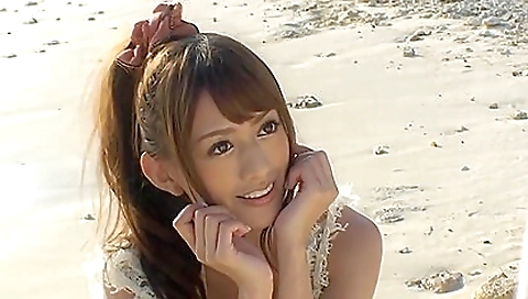 Mila asian model gets her pussy eaten