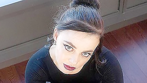 Hawt babe gets fucked by her boyfriend