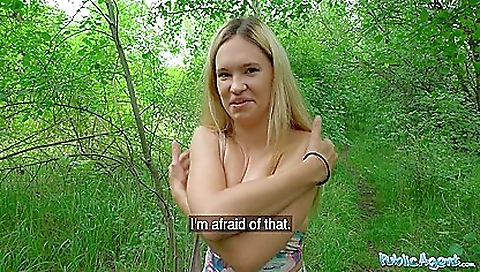 Cute college girl with her cuteyed and get sap